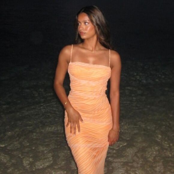 NWT ZARA STRAPLESS FLORALβDRESS Orange - Picture 1 of 16